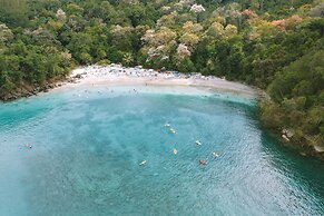 Parador Nature Resort and Spa