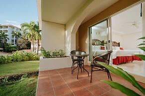 Parador Nature Resort and Spa