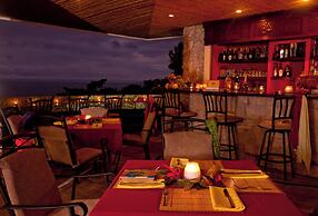 Parador Nature Resort and Spa