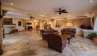 Parador Nature Resort and Spa