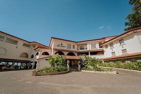 Parador Nature Resort and Spa