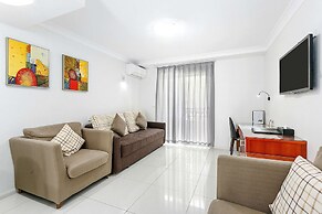 Comfort Inn & Suites Burwood