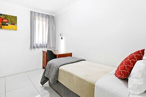 Comfort Inn & Suites Burwood