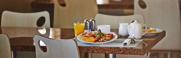 Comfort Inn & Suites Burwood