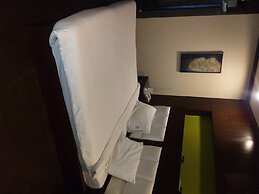 Hotel Saurabh Candy By Peppermint