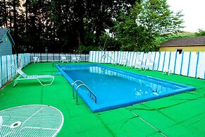 Willows Motel Williamstown