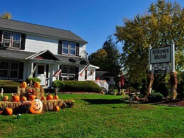 Willows Motel Williamstown