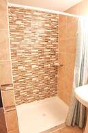 Willows Motel Williamstown