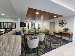 Holiday Inn Express Hotel & Suites Rochester, an IHG Hotel