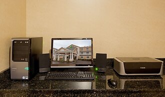 Holiday Inn Express Hotel & Suites Rochester by IHG