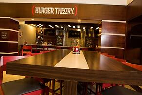 Holiday Inn Hotel & Suites Stockbridge / Atlanta I-75 by IHG