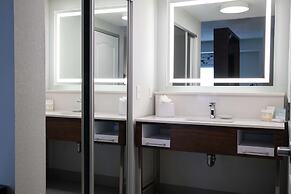 Hampton Inn & Suites Los Angeles/Sherman Oaks