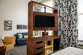 Hampton Inn & Suites Los Angeles/Sherman Oaks