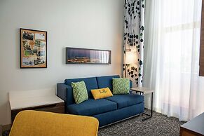 Hampton Inn & Suites Los Angeles/Sherman Oaks