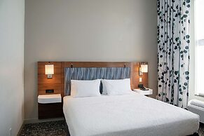 Hampton Inn & Suites Los Angeles/Sherman Oaks