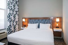 Hampton Inn & Suites Los Angeles/Sherman Oaks