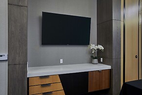 Hampton Inn & Suites Los Angeles/Sherman Oaks