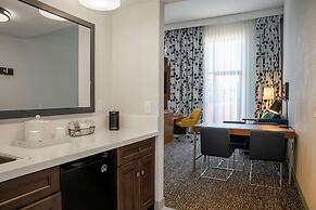 Hampton Inn & Suites Los Angeles/Sherman Oaks