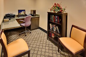 Holiday Inn & Suites Bakersfield by IHG