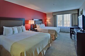 Holiday Inn & Suites Bakersfield by IHG