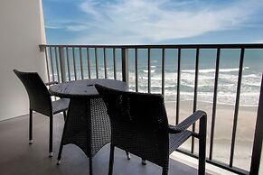 The Oceanfront Litchfield Inn