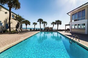 The Oceanfront Litchfield Inn
