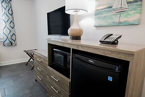 The Oceanfront Litchfield Inn