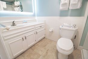 The Oceanfront Litchfield Inn