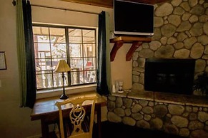 Black Forest Lodge And Cabins