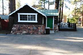 Black Forest Lodge And Cabins