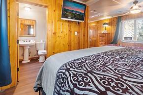 Black Forest Lodge And Cabins