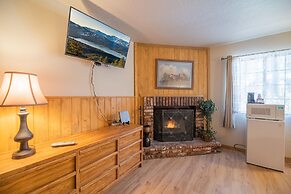 Black Forest Lodge And Cabins