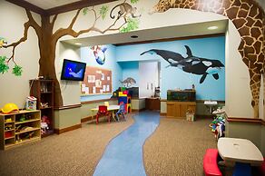 Carriage House Hotel