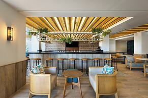 Courtyard By Marriott Cancun Airport