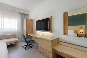Courtyard By Marriott Cancun Airport