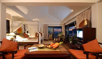 Cinnamon Beach Villas