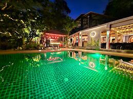 Cinnamon Beach Villas