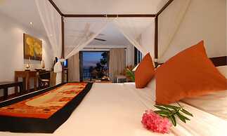 Cinnamon Beach Villas