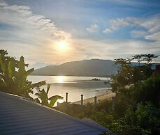 Cinnamon Beach Villas