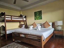 Cinnamon Beach Villas