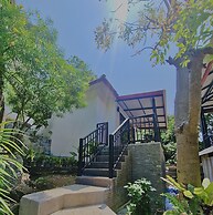 Cinnamon Beach Villas