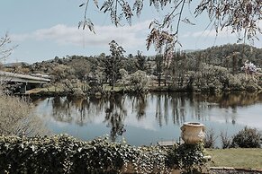 The Woodbridge Waterfront Rooms.