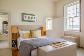 The Woodbridge Waterfront Rooms.