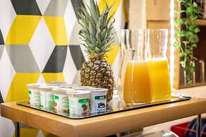 Hotel Romance Malesherbes by Patrick Hayat