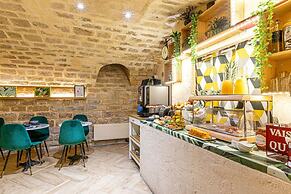 Hotel Romance Malesherbes by Patrick Hayat