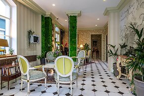 Hotel Romance Malesherbes by Patrick Hayat