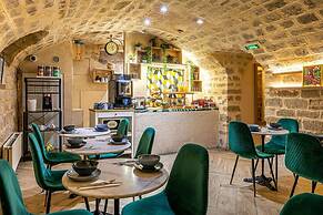 Hotel Romance Malesherbes by Patrick Hayat