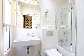 Hotel Romance Malesherbes by Patrick Hayat