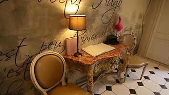 Hotel Romance Malesherbes by Patrick Hayat