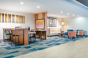 Holiday Inn Express Hotel & Suites Tappahannock by IHG